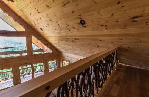 Majestic mountaintop cabin, hot tub, fireplaces - Foto 26