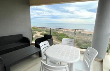 Luxury and Modern Beach Apartment with Sea Views - Foto 20