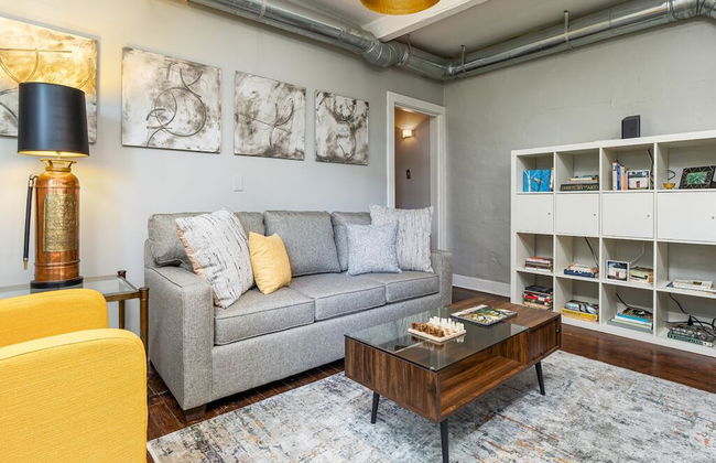 Huntingdon House - Photo 20