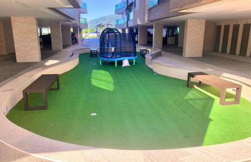 Apartamento frente ao Mar em Resort Pé na Areia - Foto 71