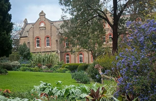 Eltham Retreat - Photo 53