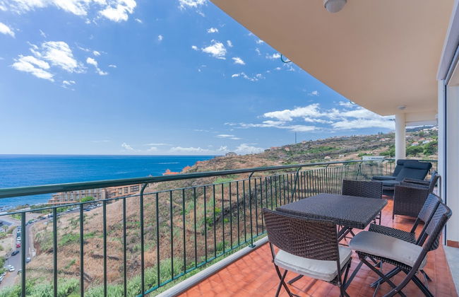 Stunning Apartment with sea view - Photo 15