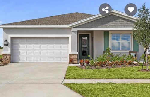 Mother in law suite private entrance washer and dryer in unit - Foto 1