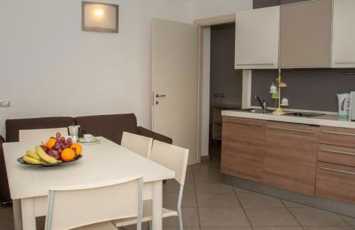 Residence Art - Photo 26