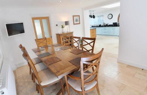 Luxury property - Swimming Pool, Outdoor Kitchen, Games Room & Hot Tub - Foto 41