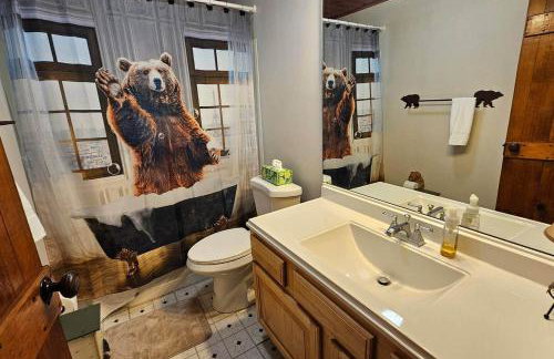 Cozy Cabin Retreat - Sleeps 8 - 1 Hr from STL - Foto 29