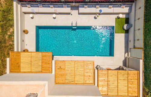 Aladdin Luxury Suites With Shared Pool - Foto 36