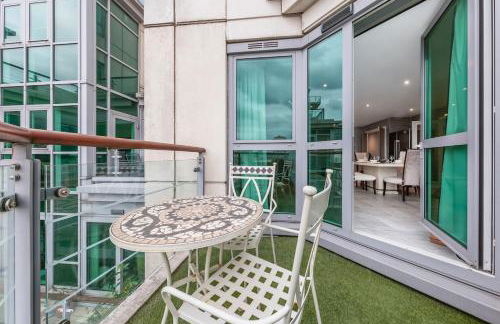 Modern 2 Bed with Balcony & London Eye Views - Foto 49