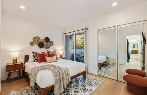 Malibu Breeze - hot tub, ocean view, steps to beach - Foto 22