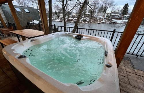 Cozy Cabin On the Lake with HotTub - Foto 10
