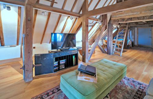 Finest Retreats - The Loft at Brackley Town Hall - Photo 12