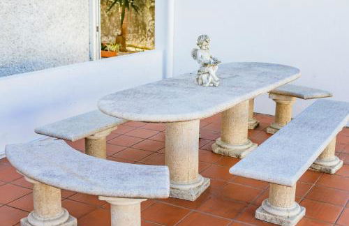 Live, Laugh, Love Beach Guest Home with AC - Foto 18