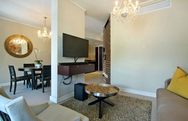 ITC Hospitality Group One Bedrooms Rockwell Building - Photo 8