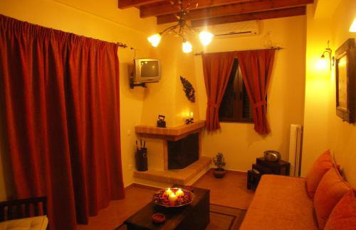 Kallisti Ξενώνας Διακοπτό-Καλάβρυτα - Foto 41