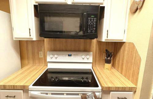 Super Cozy 4 Bedroom - Sleeps 10 Great for families and professionals - Foto 9