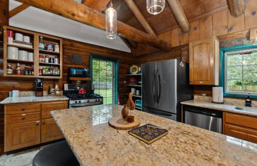 Whitehorse Mountain Retreat - Hot tub - Fireplace - Foto 17