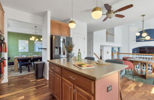 Centrally Located 5BD - Games, BBQ & Firepit Patio - Foto 46