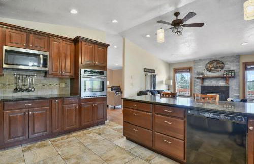 Mountain Vistas House and Acreage - Foto 27