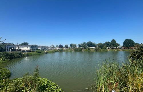 4 Sandringham, Patrington Haven, Hot Tub, Private garden & Parking - Foto 25