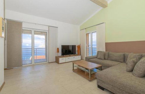 Amazing Apartment In Lukovo With Wifi - Foto 2