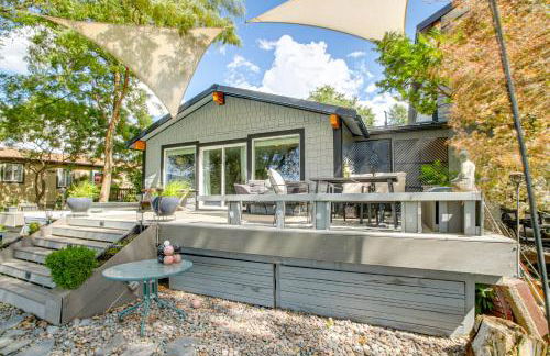 Hot Tub, Deck and Mtn Views Nine Mile Falls Duplex - Foto 20