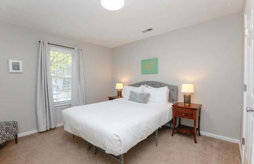 Sojourn Delightful Family Home Sleeps 6 - Foto 32