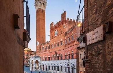 Casa con vista sul Duomo, 400 m da Piazza del Campo - Photo 23