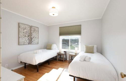 Mid-Century Modern Home in Daly City - Photo 8