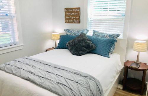 Jacksonville Blue Bungalow Retreat Comfortable 2 Bedroom Haven - Foto 9