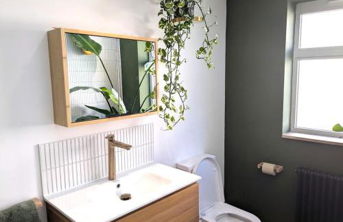 Sea View Villa with Huge Garden & Table Tennis - Foto 20