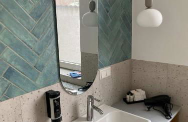 STAYLIGHT Exklusive Jugendstil-Residenz im Philosophenviertel - privater Parkplatz - Balkon - Foto 20