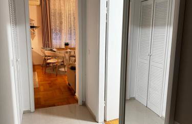 Prince Apartment Zagreb with Terrace - Photo 22