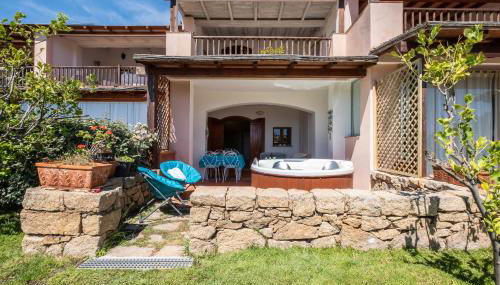 [PORTO CERVO] VILLETTA CON JACUZZI PRIVATA - Foto 2