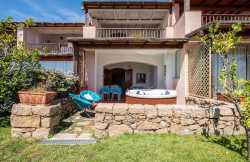 [PORTO CERVO] VILLETTA CON JACUZZI PRIVATA - Foto 2