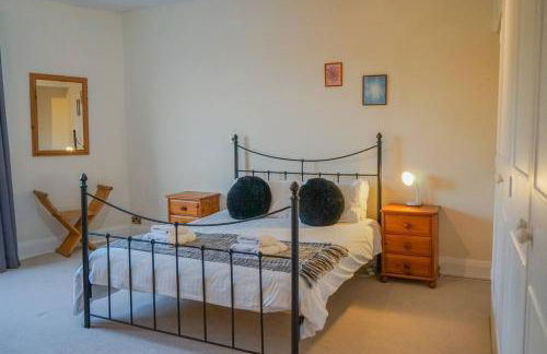 18th-Century Farmhouse with Countryside Views - Foto 50