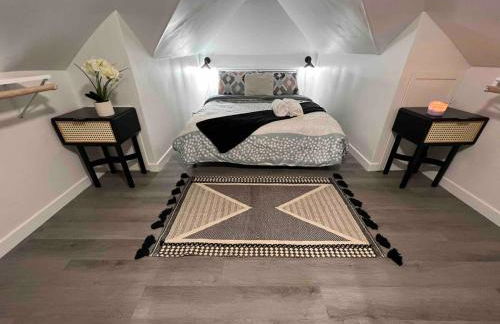 3-Minute JBLM Spacious & Cozy 4BR 2BTH Huge Yard - Foto 12