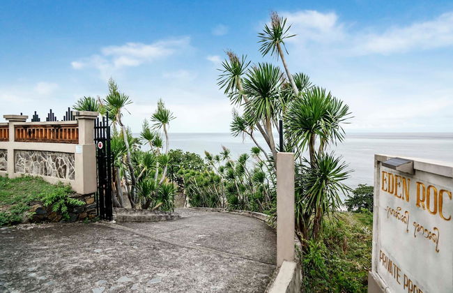 Villa Eden Roc by Alfred in Bali - Luxury Beachfront 3BR Villa With Infinity Pool Amed - Foto 14