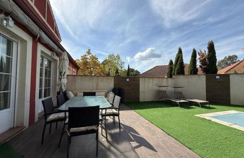 Acogedor chalet con jardín ideal para desconectar - Photo 1