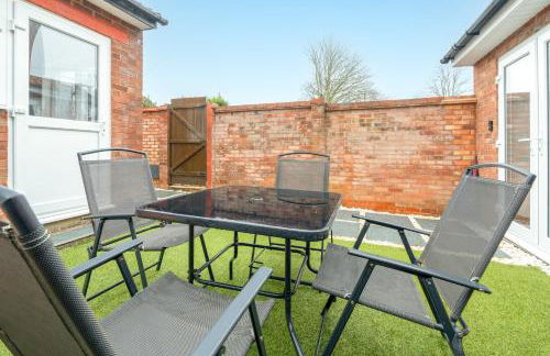 Family Friendly, Cosy 3 bed Home - Pass the Keys - Foto 5