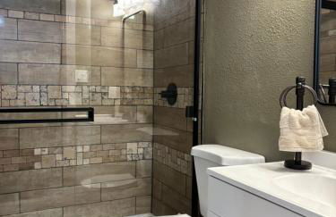 Relax & Unwind in a Serene Retreat Near the Beach - Foto 41