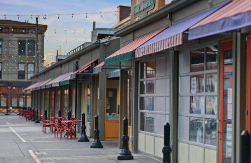 Findlay Suites Explore OTR with an Outdoor Deck - Foto 23