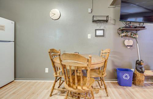 George Lake Views and Access! Family Condo By Trails - Foto 9