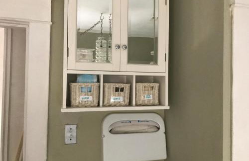 Room - Airport, Eastman Dental, UofR & Medical Ctr at Strong Hospital-Professionals Welcomed - Foto 13