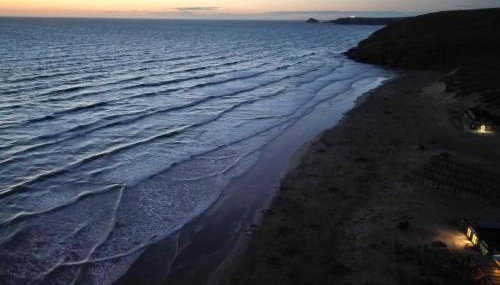 Valley View with a luxurious hot tub - Foto 5