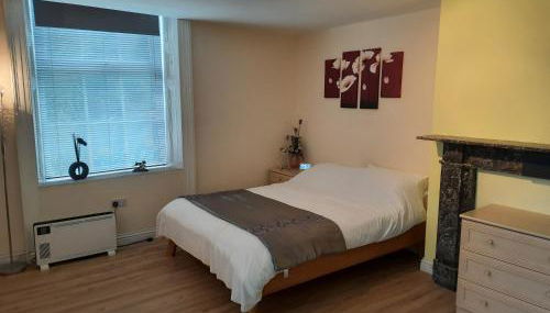 Self Contained Studio Flat in Winterton Hall - Foto 2