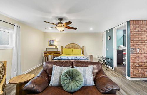 Mile to Beach! Tiki Master Suite - Foto 6