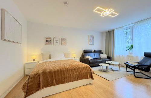 Dein Apartment mit Queensize Bett im Erdgeschoss - Foto 1
