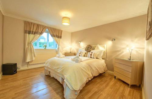 Bespoke Bungalow Salford Quays - Garden, WiFi and Parking - Foto 56