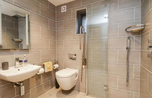 Chestnut Barn - Photo 40