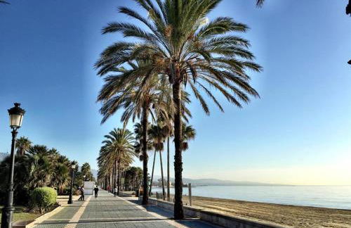 Beachside Luxury 2 bedroom apartment, Puerto Banus - Foto 22